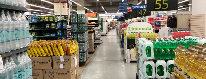 Walmart is one of Supermercados Capital y GBA.