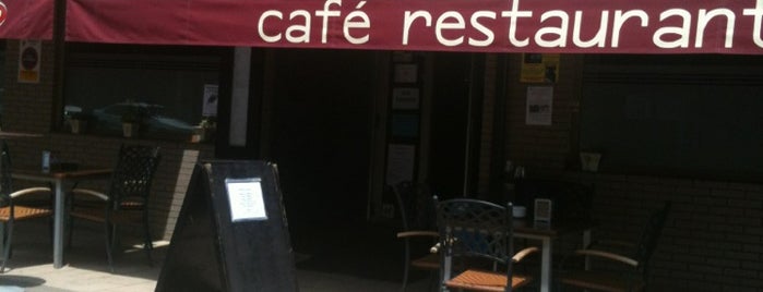 Cafe Restaurante Las Murallas is one of Astorga.