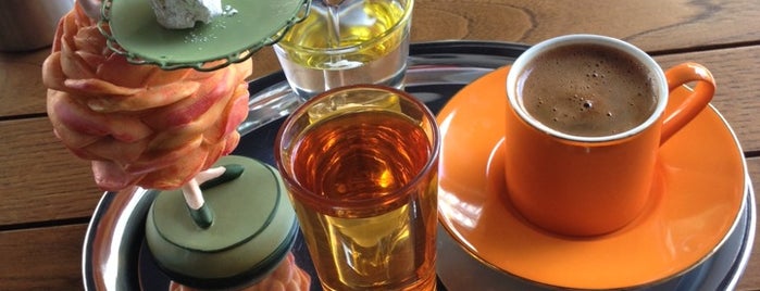Artemis Silver & Coffee is one of Bostancı.