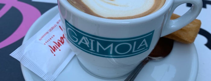 Café Gaimola is one of Sitios que he visitado en Ourense.