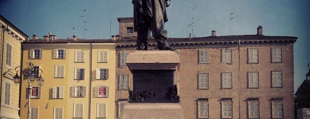 Piazza Garibaldi is one of Mia Italia |Toscana, Emilia-Romagna|.