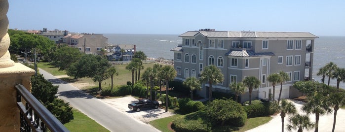 The Rooftop At Ocean Lodge is one of saint simon.