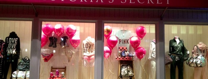 Victoria's Secret PINK is one of foodie'nin Beğendiği Mekanlar.