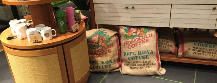 Honolulu Coffee is one of 🍜🍝🍴☕.