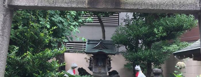 三峰神社 is one of 寺社.