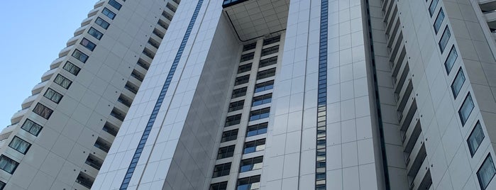 品川Vタワー is one of 高層ビル＠東京（part1）.