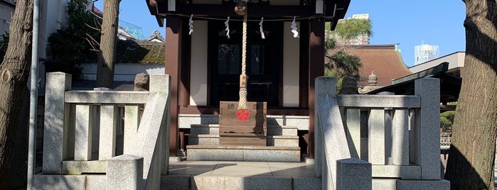 鎧神社の狛犬型庚申塔 is one of 東京23区(東部除く)の行ってみたい神社.