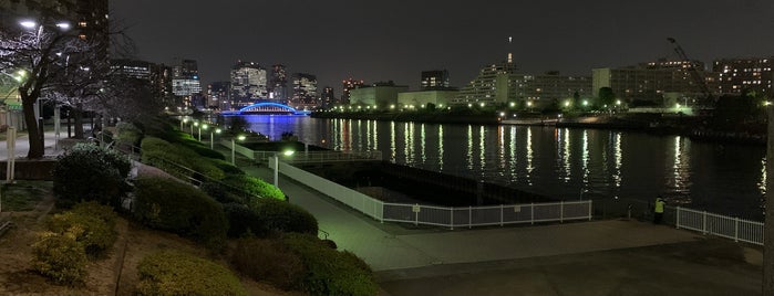 相生橋交差点 is one of สถานที่ที่ Tomato ถูกใจ.