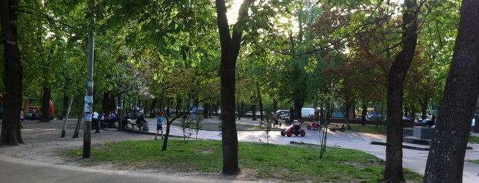 Павлівський сквер is one of Dating places.