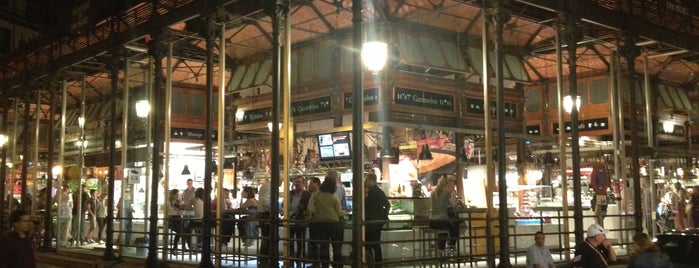 Mercado de San Miguel is one of Lina's Saved Places.