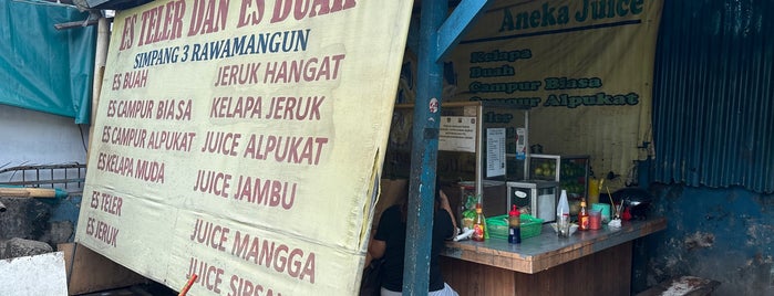 Mie Bakso Kocok Bandung is one of JAKARTA TIMUR.