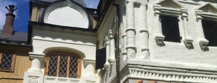 Палаты бояр Романовых is one of Posti salvati di Lena.