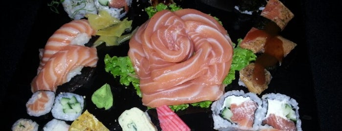 Sushi Tsuru is one of comida japonesa.