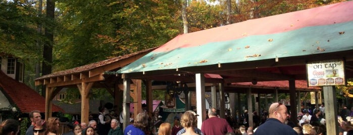 White Hart Tavern is one of Lieux qui ont plu à Christopher.