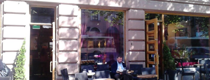Kulmakonditoria is one of Cafe.