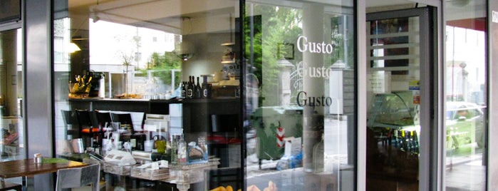 Gioielleria Del Gusto is one of A spasso con gusto GCM31.
