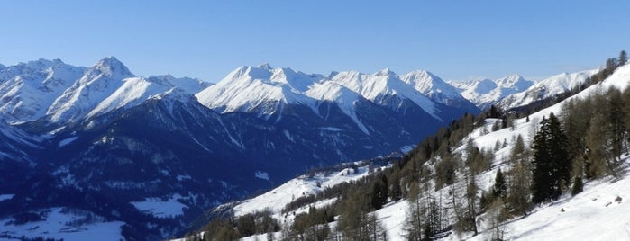 Scuol is one of สถานที่ที่บันทึกไว้ของ Daniel.