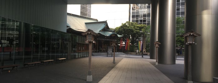 虎ノ門 金刀比羅宮 is one of Tokyo.