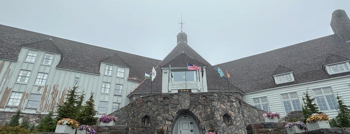 Timberline Lodge is one of Mt. Hood/The Gorge Can’t-Miss Foodie Finds.