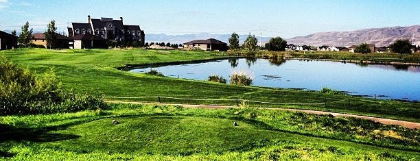 Sleepy Ridge Golf Course is one of Roxy'un Beğendiği Mekanlar.