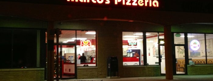 Marco's Pizza is one of Orte, die steve gefallen.