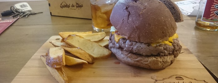 Quintal De Casa Gourmet is one of Burger.