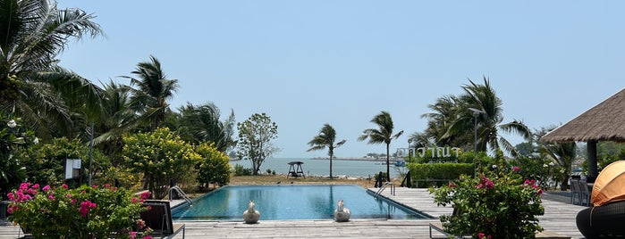 Lawana Escape (Lawana Beach Resort) is one of HuaHin List.