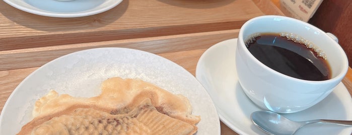 Roasters Coffee Shinsaibashi is one of Potential Work Spots: Osaka.