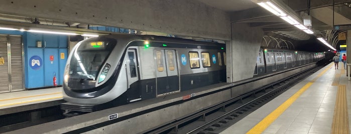 MetrôRio - Estação Cantagalo is one of Rio.