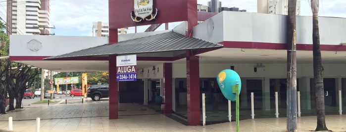 Peixinho Bar e Restaurante is one of alimentação.