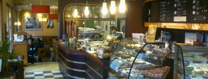 Costa Coffee is one of Orte, die Ozlem gefallen.