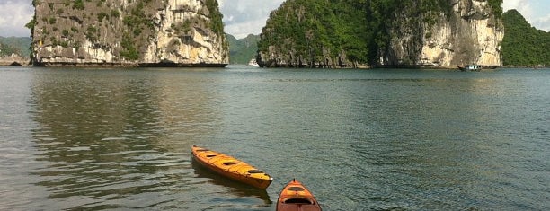 Ha Long Bay is one of Round the World.