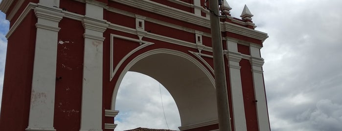 Arco del Triunfo is one of Orte, die Jamhil gefallen.