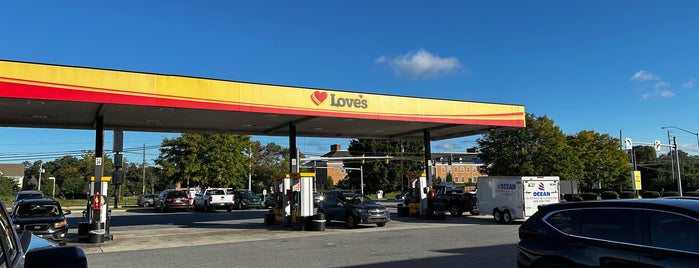 Love's Travel Stop is one of Great Tips.