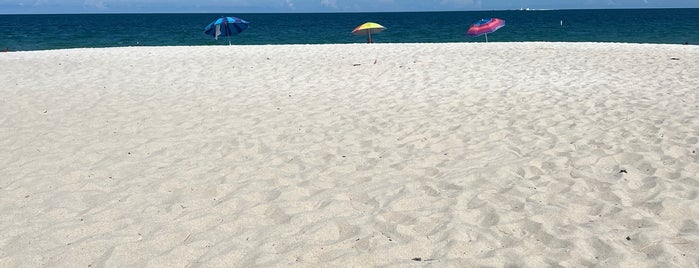 Fort Lauderdale Beach @ 30th St is one of Fort Lauderdale 2017.