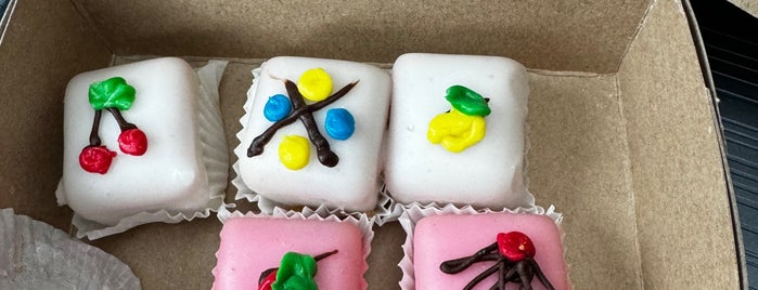 B & W Bakery is one of Tri-State To-Do's + SI.