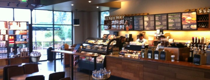 Starbucks is one of Gespeicherte Orte von Jordan.