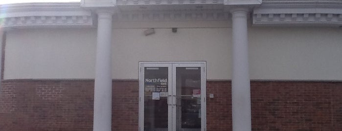 Northfield Bank is one of สถานที่ที่ Alan-Arthur ถูกใจ.