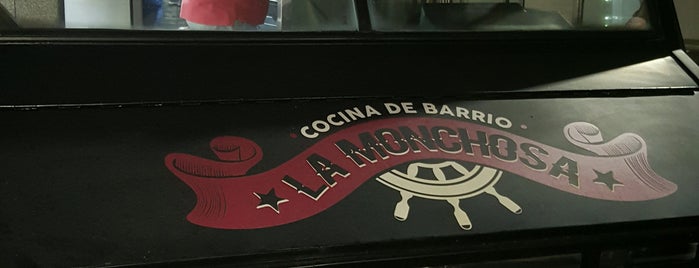 Food Truck La Monchosa is one of Tempat yang Disukai José.