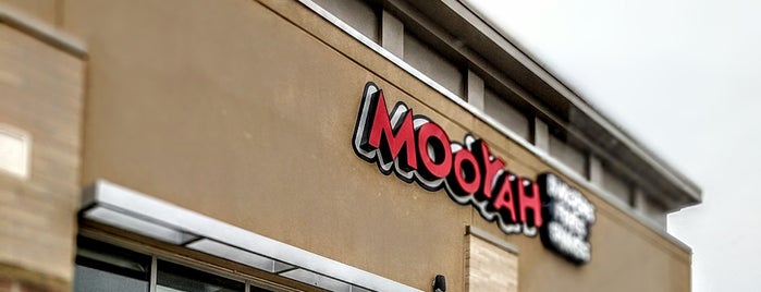 MOOYAH Burgers, Fries & Shakes is one of Lieux qui ont plu à Mark.