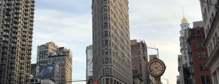 Flatiron Building is one of New York.