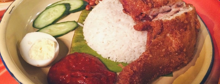 鐵皮屋 Iron House Kopitiam is one of Best food in Selangor and KL.