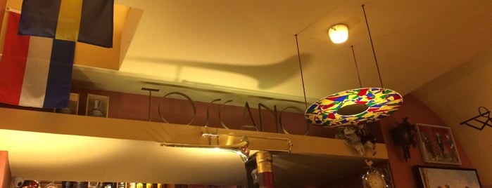 Toscano is one of Restaurantes Porto.