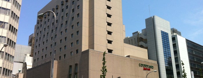 Courtyard by Marriott Tokyo Ginza Hotel is one of Locais curtidos por Pedro.