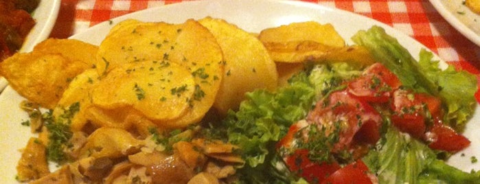 Chez Gladines is one of Good Salad!.