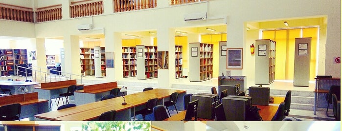 IHU Library is one of Locais curtidos por Menia.