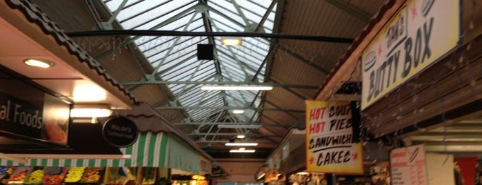 Bolton Market is one of Tempat yang Disukai Otto.