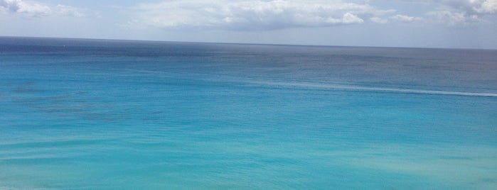 Playa Punta Cancún is one of Канкун.