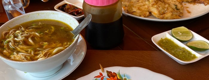 Dapur Cikajang is one of FAVORITE INDONESIAN FOOD.