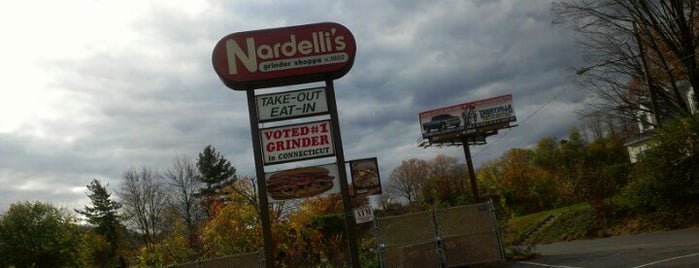 Nardelli's Grinder Shoppe is one of Culinary Bucket List.